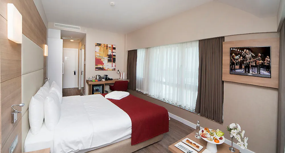 Ramada Encore Istanbul Kartal Hotel