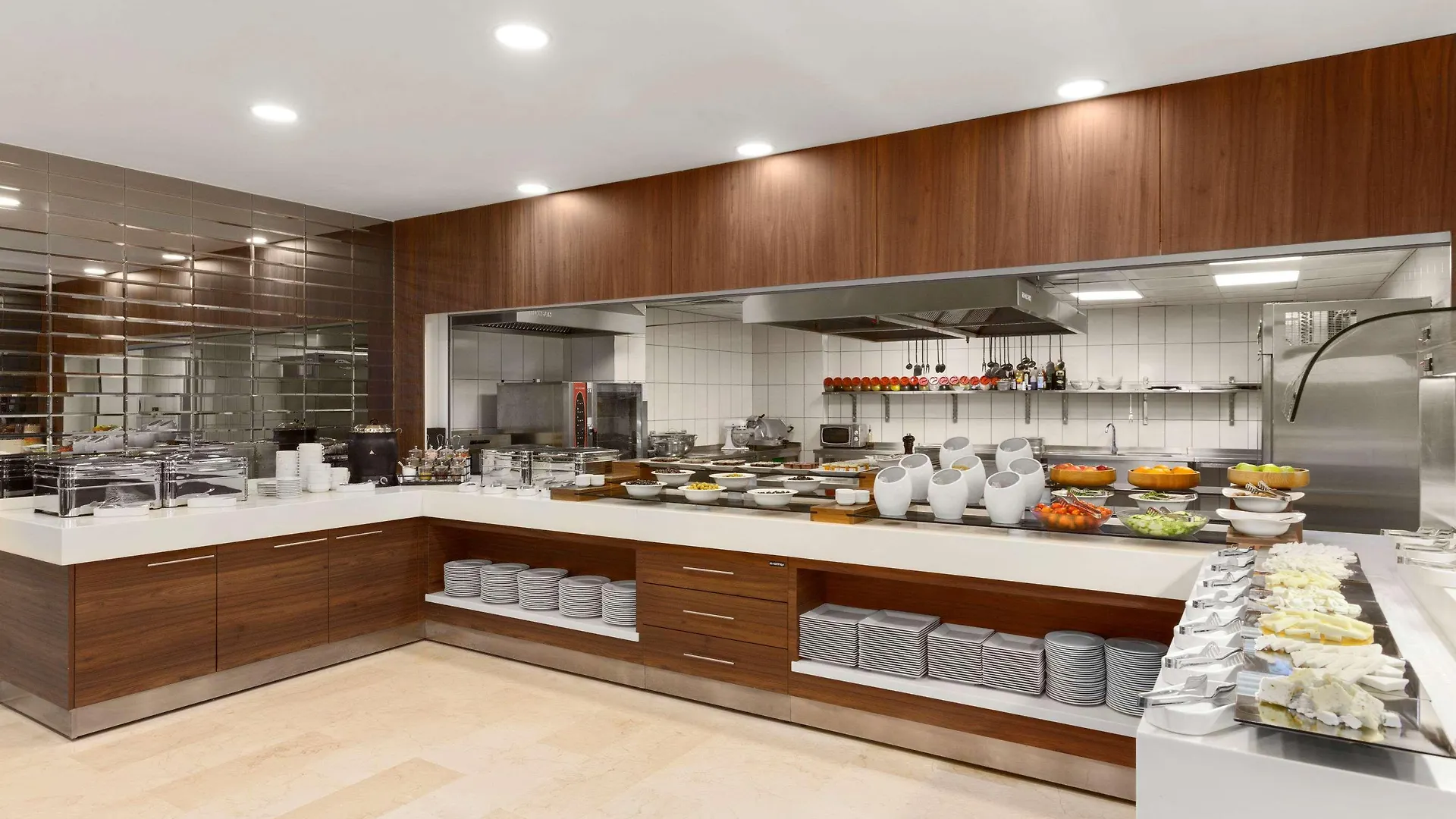 Ramada Encore Istanbul Kartal Отель