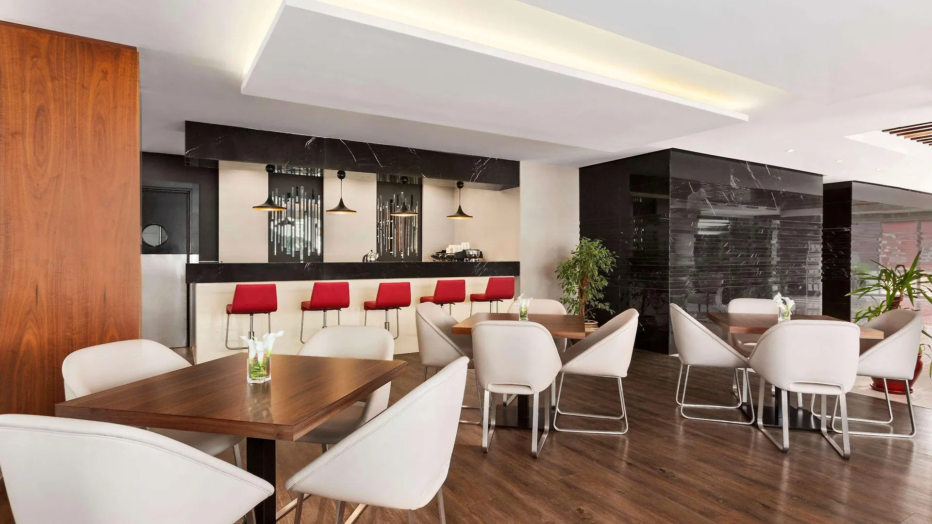 Ramada Encore Istanbul Kartal