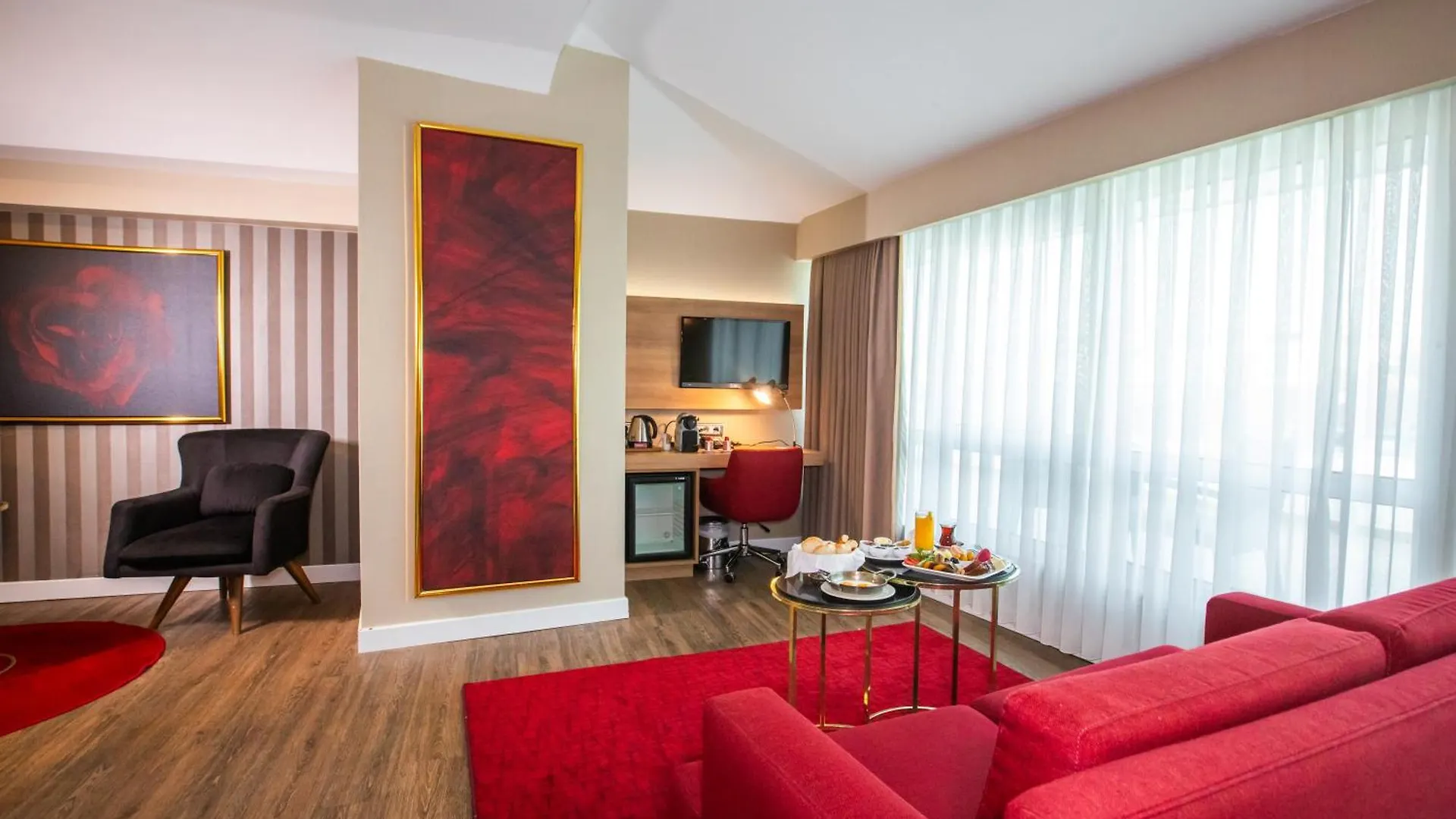 Ramada Encore Istanbul Kartal